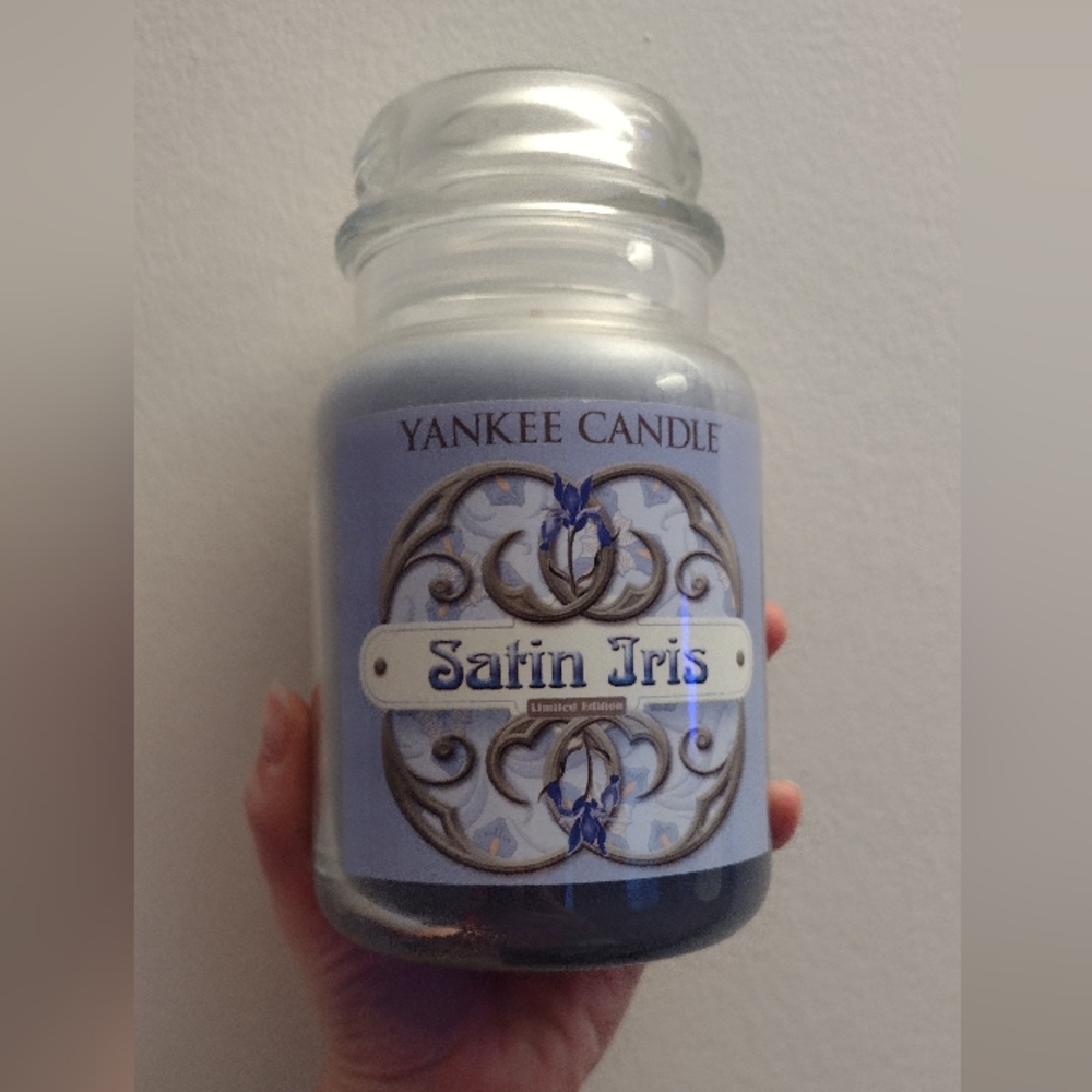NWT Satin Iris Yankee Candle Unburned Discontinued Scent